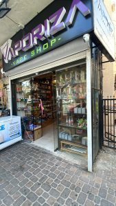 החנות של וופורייזה סוקולוב 36, חולון